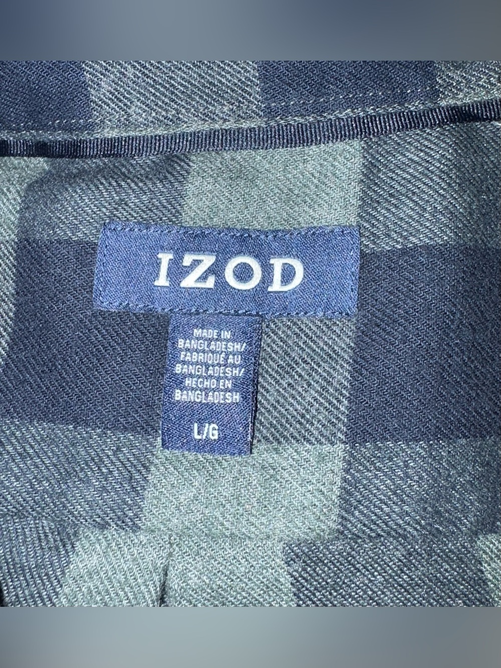 Izod Lightweight Flannel Green & Blue Plaid Button-Down Casual Shirt, Size Large - Picture 3 of 6